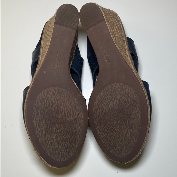 Clarks Lafley Rosen Wedge Sandals in Navy  Leather Slingback Sandals Size 8.5 - Picture 7 of 8